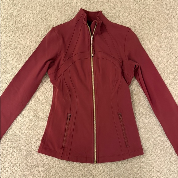 Lululemon define jacket- Mulled wine with gold zip - Picture 3 of 8